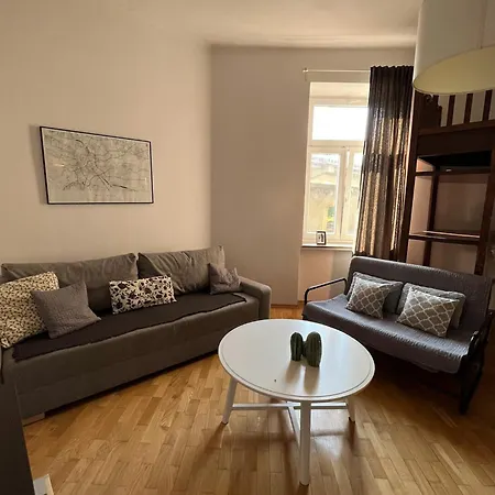 Διαμέρισμα Spacious *
